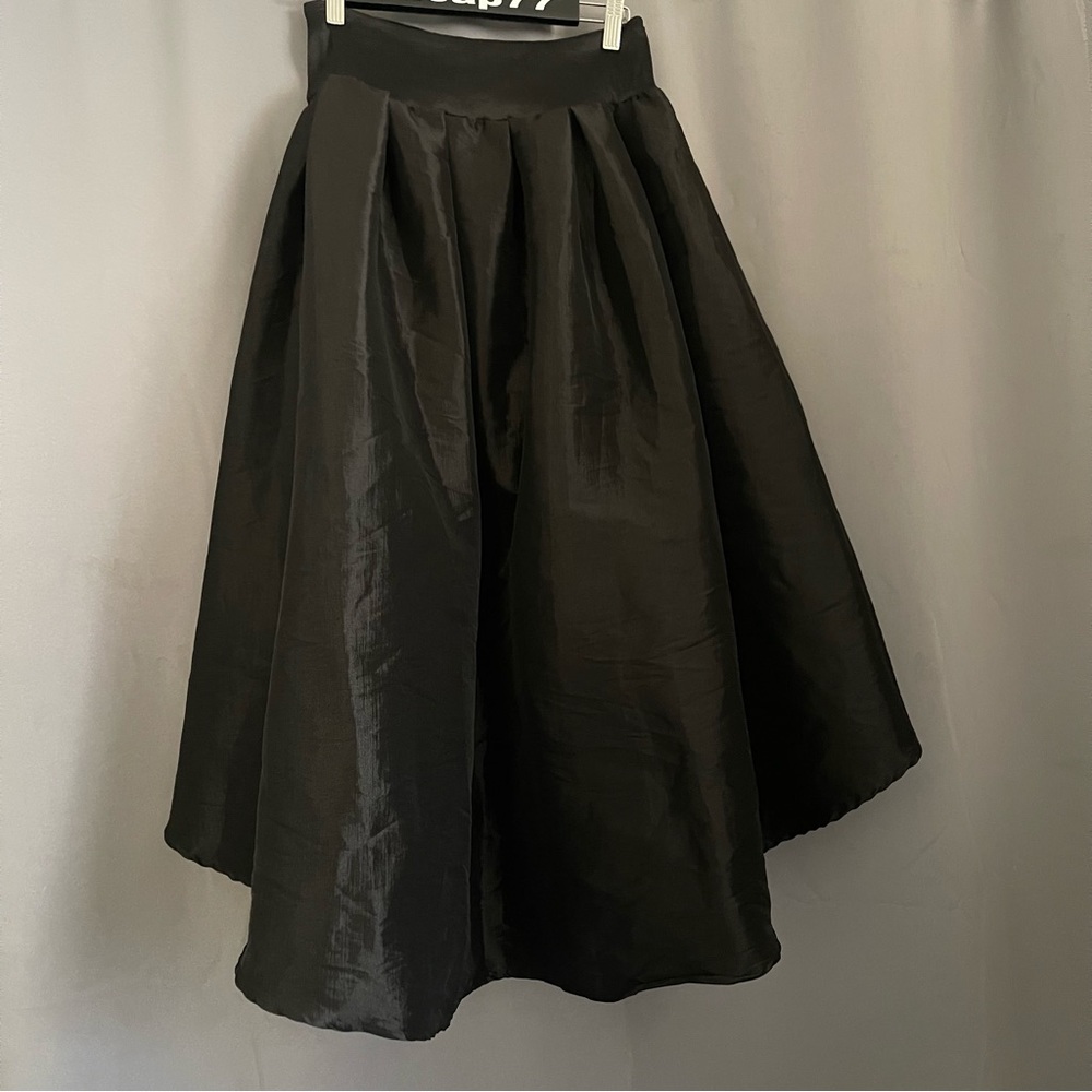 Haute Monde - Black High Low Skirt with Bow "Belt" - Picture 6 of 13